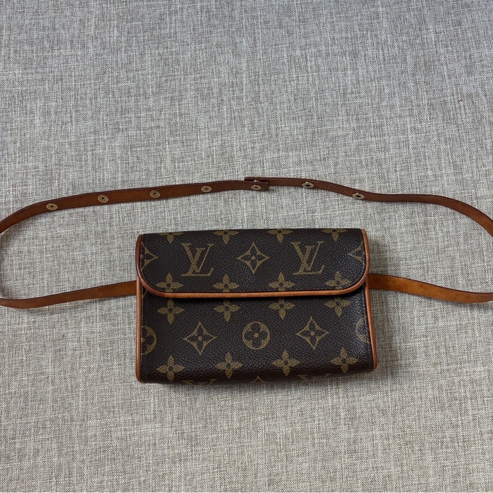 Louis Vuitton Florentine belt waist bag belt size XS authentic vintage